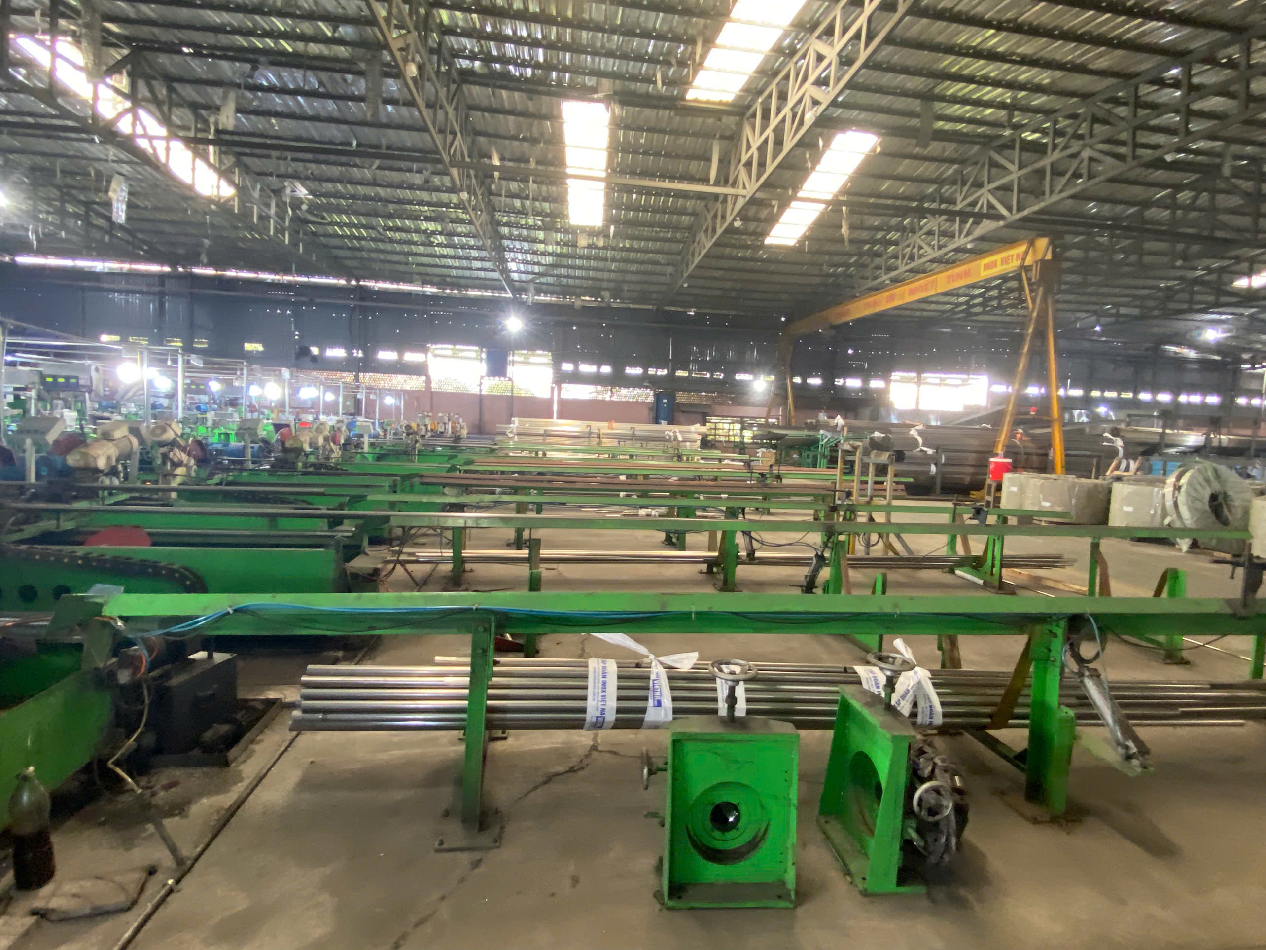 Stainless steel tube production line 2.jpg